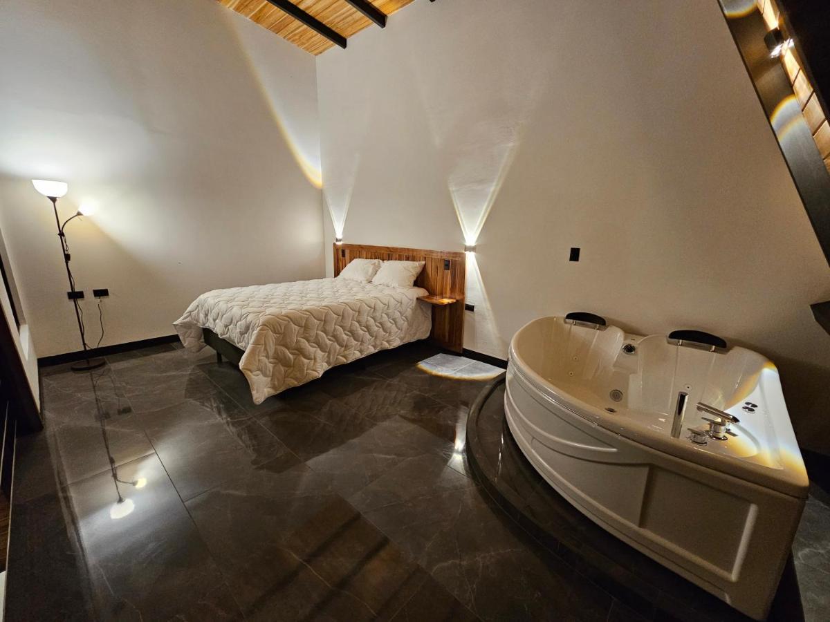 Wind Houses, Casas De Viento Monteverde 外观 照片